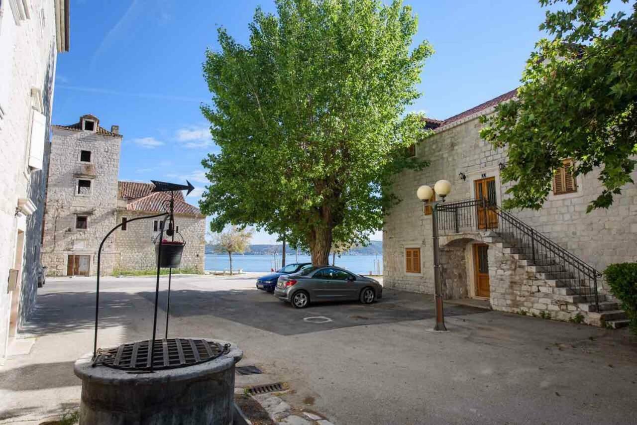 Suncica Apartments Kaštela Εξωτερικό φωτογραφία
